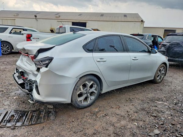 2021 KIA FORTE FE, LXS