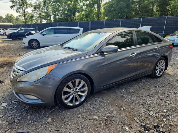 2013 HYUNDAI SONATA