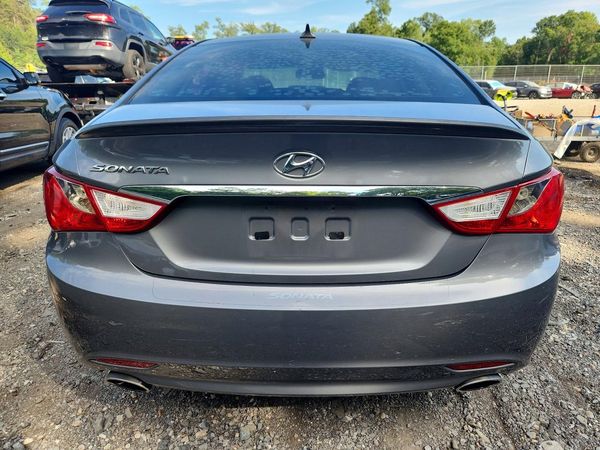 2013 HYUNDAI SONATA