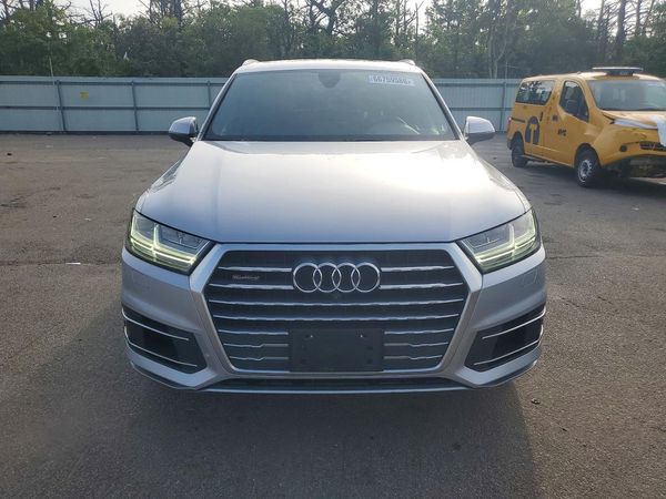 2019 AUDI Q7