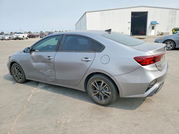 2024 KIA FORTE