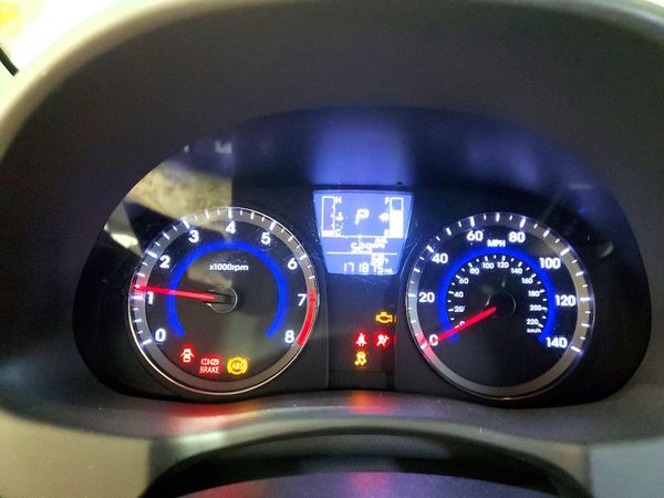 2015 HYUNDAI ACCENT GL(Middle-low)