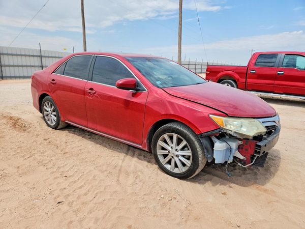 2013 TOYOTA CAMRY