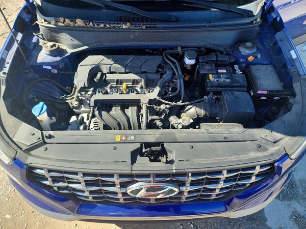 2023 HYUNDAI VENUE SEL, Limited