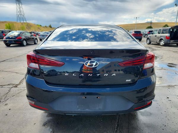 2020 HYUNDAI ELANTRA SE
