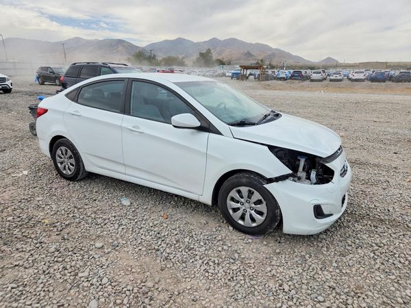 2016 HYUNDAI ACCENT — Passenger 3/4