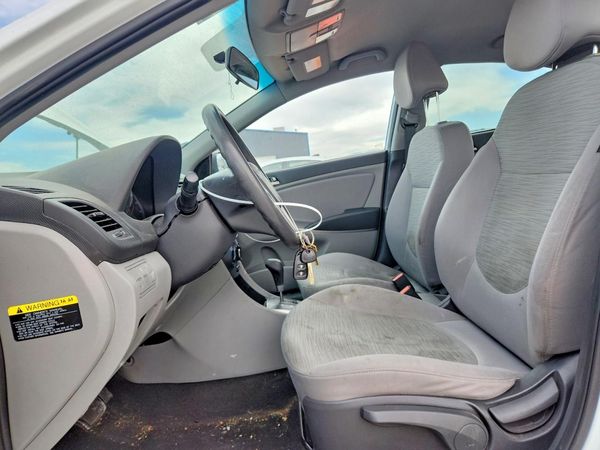 2016 HYUNDAI ACCENT — DENT