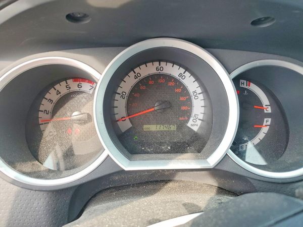 2015 TOYOTA TACOMA Delux Grade