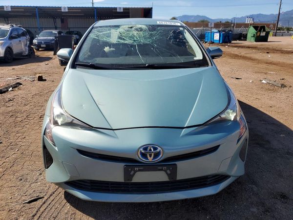 2016 TOYOTA PRIUS One/Two
