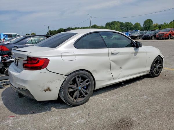 2016 BMW M235I