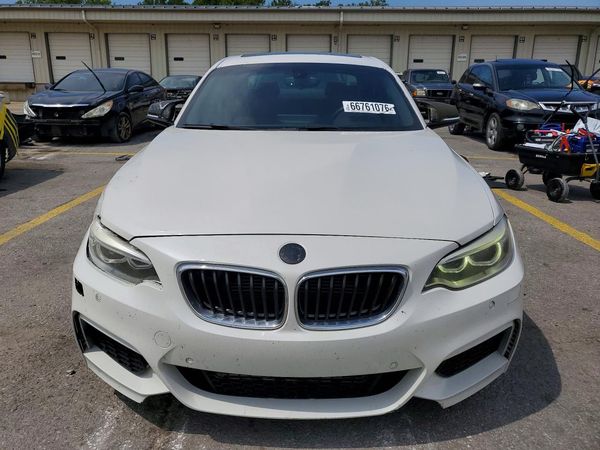 2016 BMW M235I
