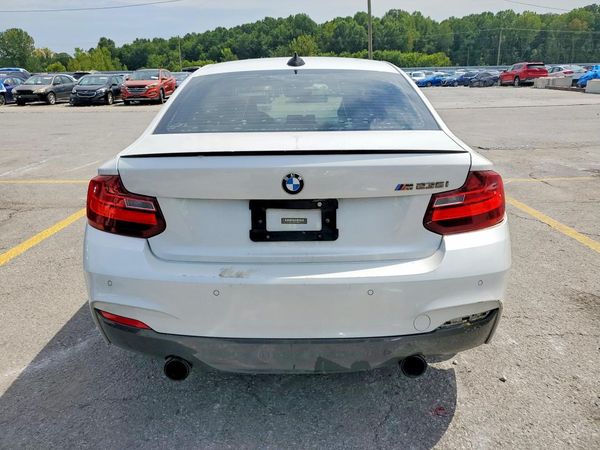 2016 BMW M235I