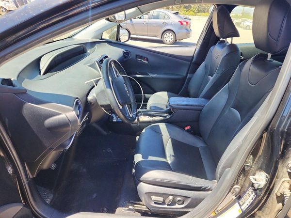 2016 TOYOTA PRIUS