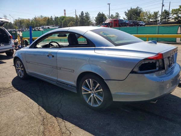 2013 VOLVO C70