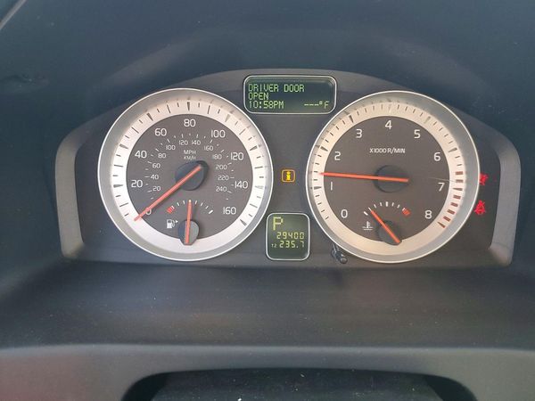 2013 VOLVO C70
