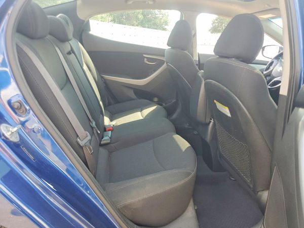 2015 HYUNDAI ELANTRA GLS(Middle)