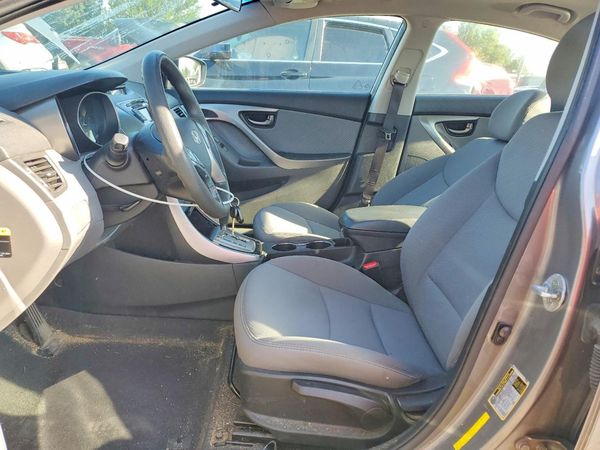 2013 HYUNDAI ELANTRA