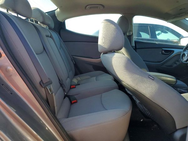 2013 HYUNDAI ELANTRA