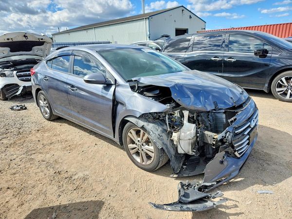 2018 HYUNDAI ELANTRA — Passenger 3/4