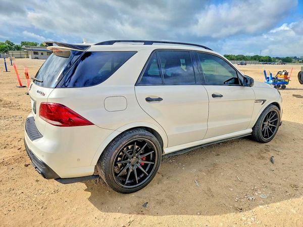 2016 MERCEDES-BENZ GLE