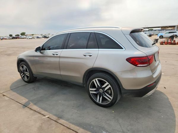 2020 MERCEDES-BENZ GLC GLC300
