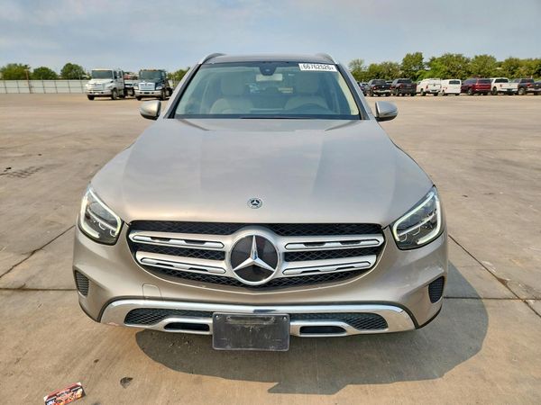 2020 MERCEDES-BENZ GLC GLC300