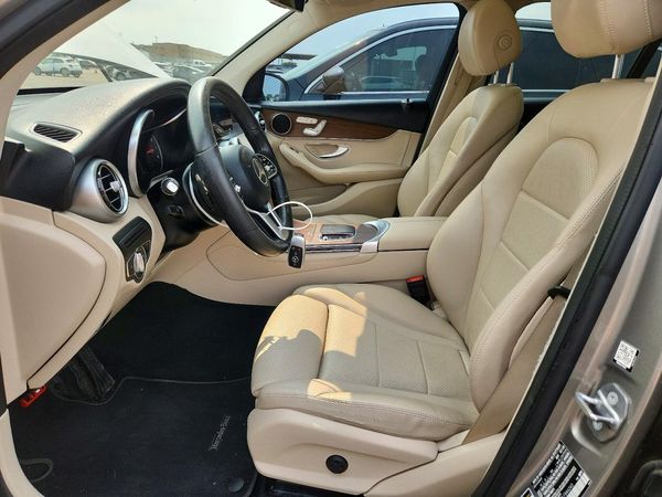 2020 MERCEDES-BENZ GLC GLC300