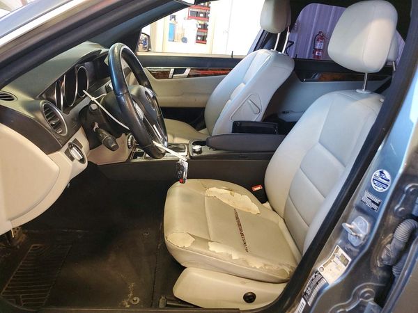2012 MERCEDES-BENZ C C250