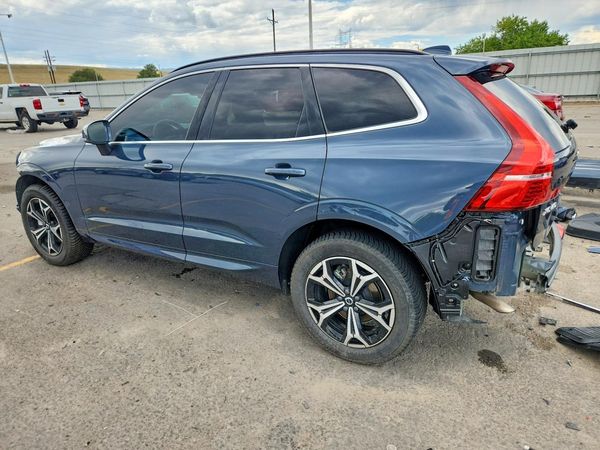 2022 VOLVO XC60