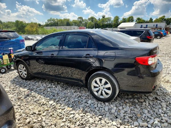 2012 TOYOTA COROLLA