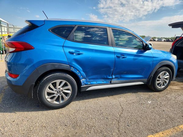 2017 HYUNDAI TUCSON