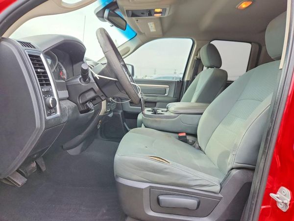 2016 RAM 1500 SLT