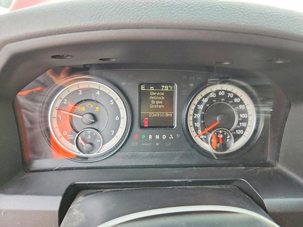 2016 RAM 1500 SLT