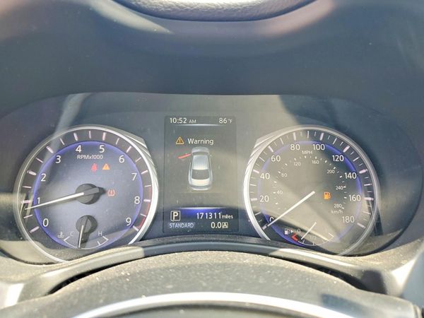 2015 INFINITI Q50