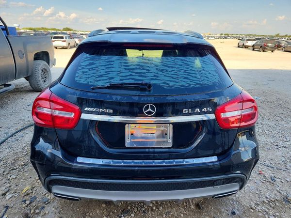 2016 MERCEDES-BENZ GLA