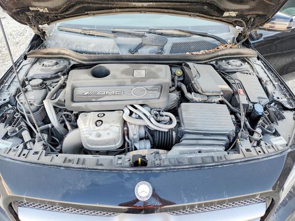 2016 MERCEDES-BENZ GLA