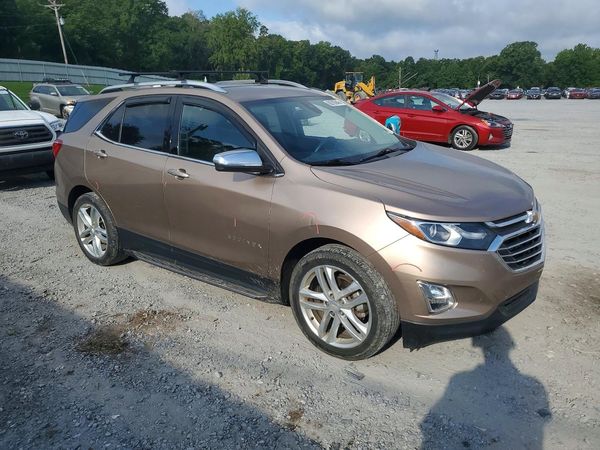 2018 CHEVROLET EQUINOX Premier (2LZ) — Passenger 3/4