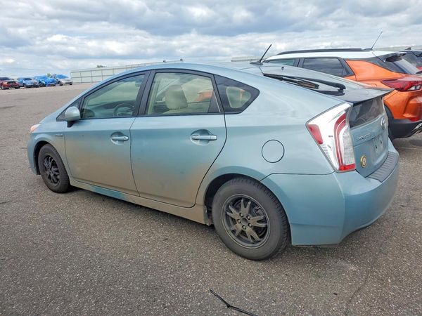 2015 TOYOTA PRIUS