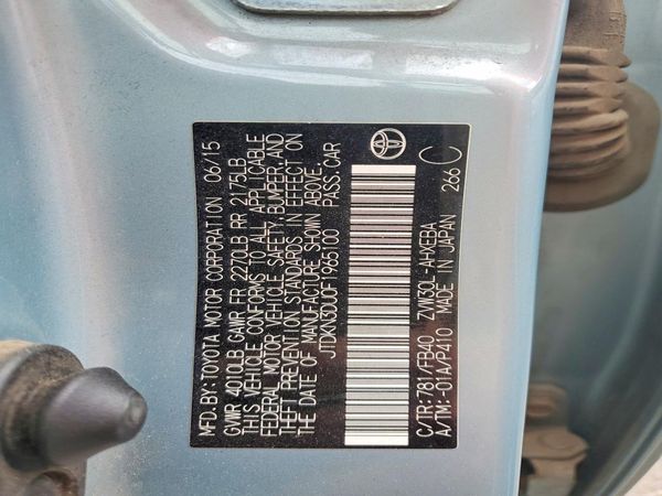 2015 TOYOTA PRIUS