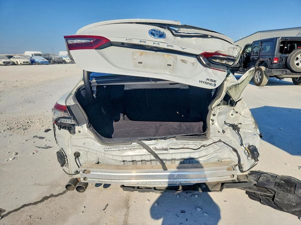 2022 TOYOTA CAMRY