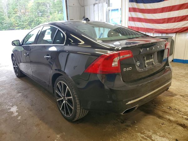 2018 VOLVO S60 Premier