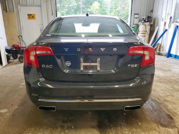 2018 VOLVO S60 Premier