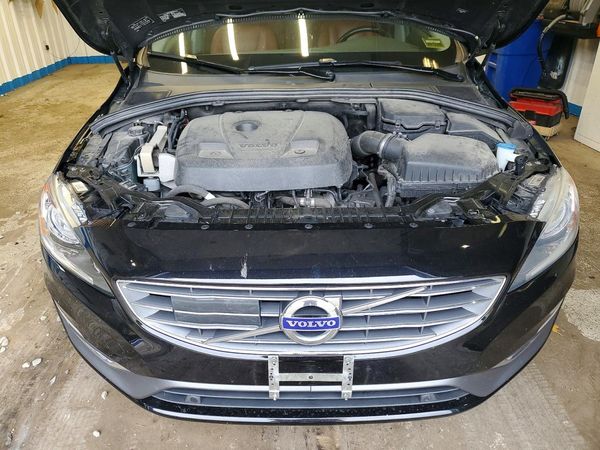 2018 VOLVO S60 Premier