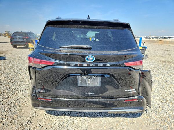 2021 TOYOTA SIENNA