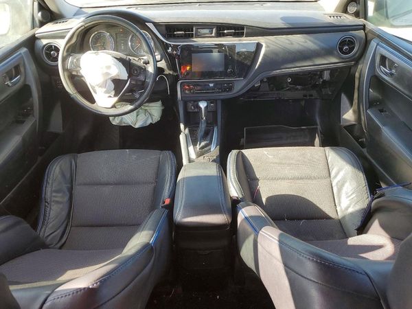 2017 TOYOTA COROLLA