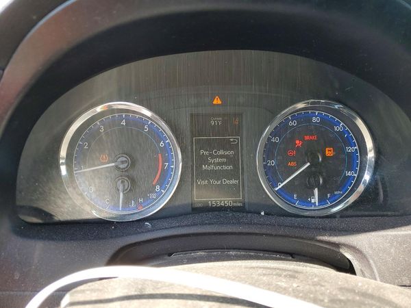 2017 TOYOTA COROLLA