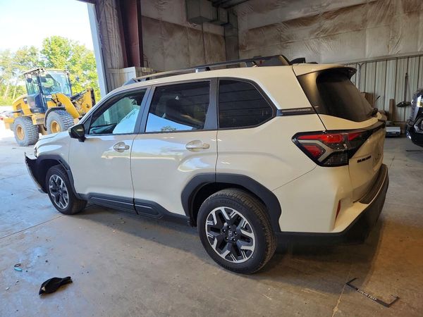 2025 SUBARU FORESTER