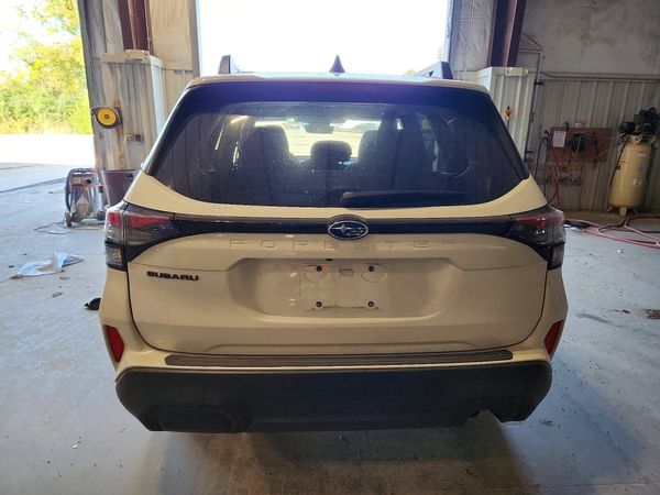 2025 SUBARU FORESTER