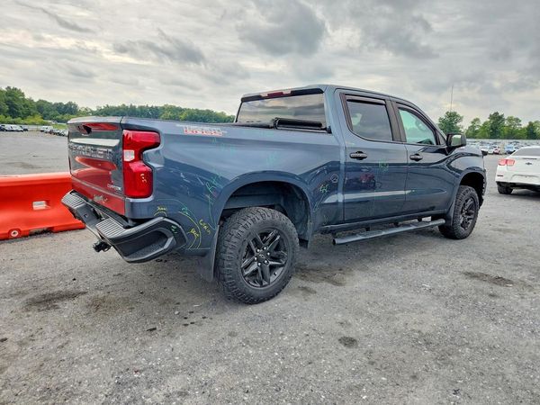 2021 CHEVROLET SILVERADO Trail Boss Custom