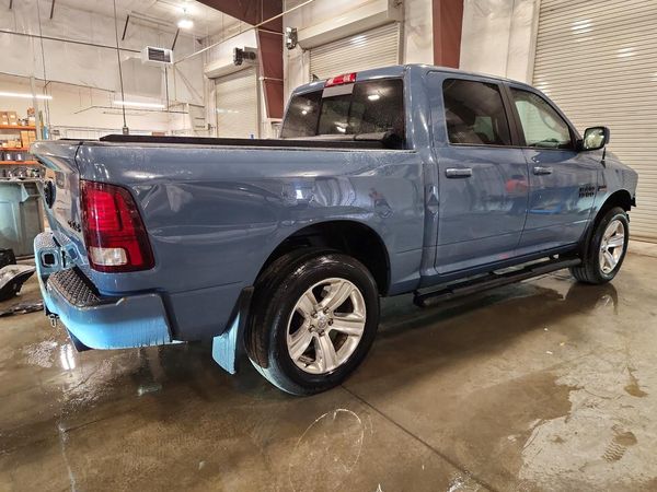2015 RAM 1500 Sport